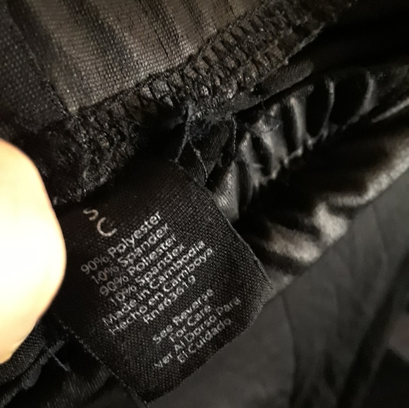 Pleather type leggings - Picture 4 of 5